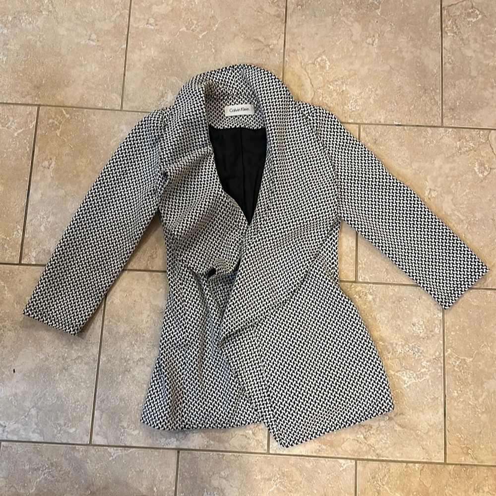 Calvin Klein packable patterned blazer